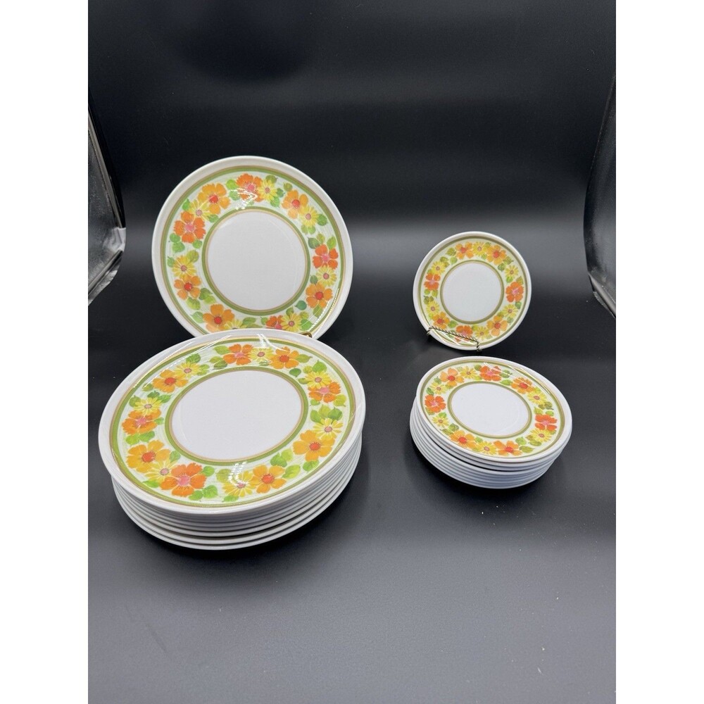 Sheffield Imperial Melamine Golden Garden Pattern. 20 Plates